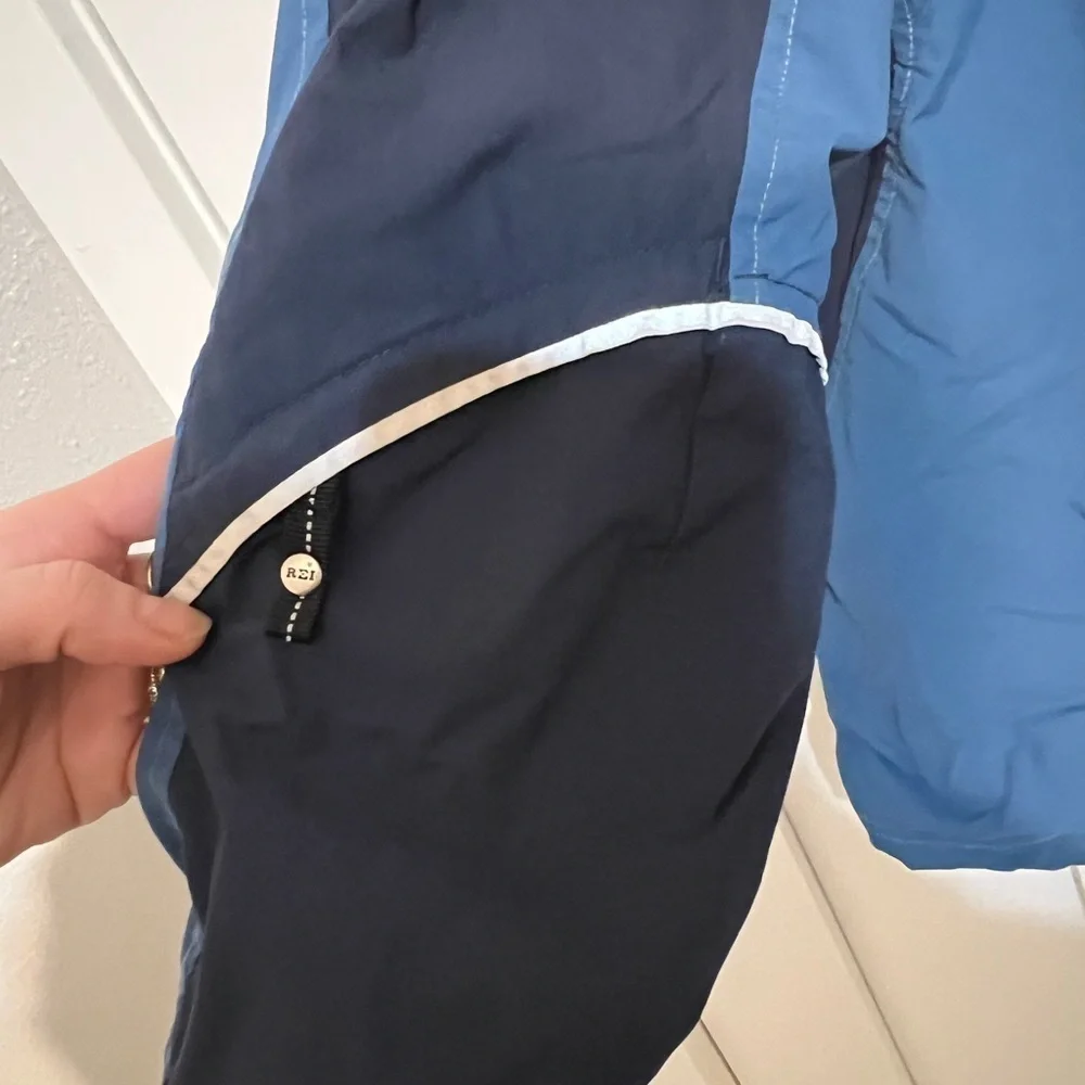 REI Blue Coat Kids Boy Size 8/10 - Picture 3 of 7